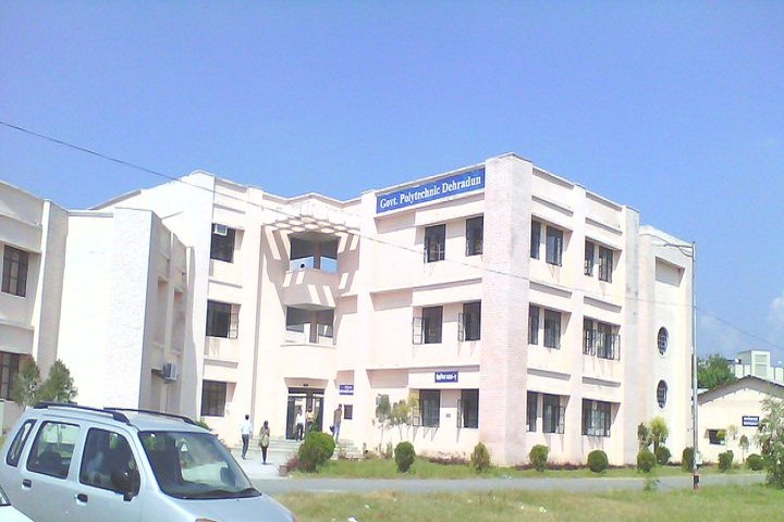 https://cache.careers360.mobi/media/colleges/social-media/media-gallery/12200/2019/2/15/Campus View of Government Polytechnic Dehradun_Campus-View.jpg